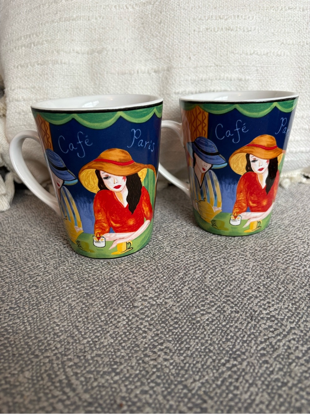 Set of Cafe Paris Mugs 👒
